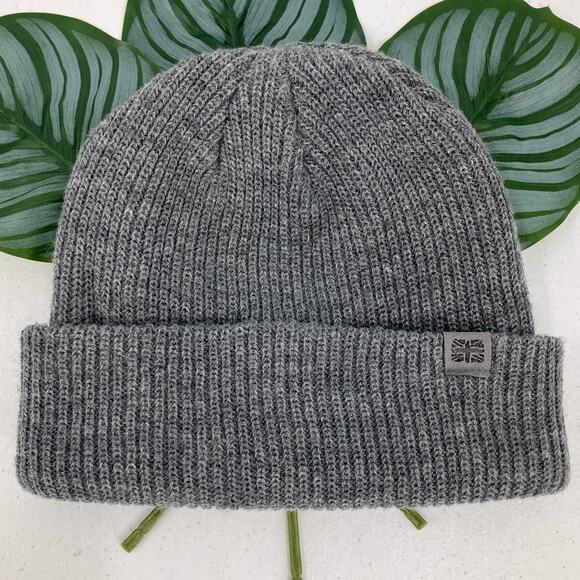 Britt's Knits Gray Ribbed Cuffed Knit Men's Craftsman Winter One Size Beanie Hat - Picture 1 of 6